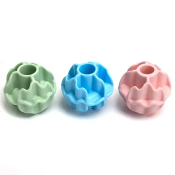 Kulka 6.5cm zabawka z miejscem na przysmaki smakołyki dla małego psa